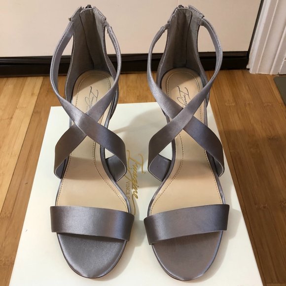 *NEW* Imagine Vince Camuto Grey Satin Pascal 8.5 - Picture 2 of 13